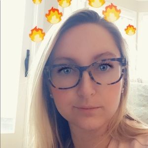 Meet your Posher, Ashleigh